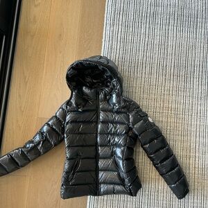 Moncler BADY HOODED SHORT DOWN JACKET